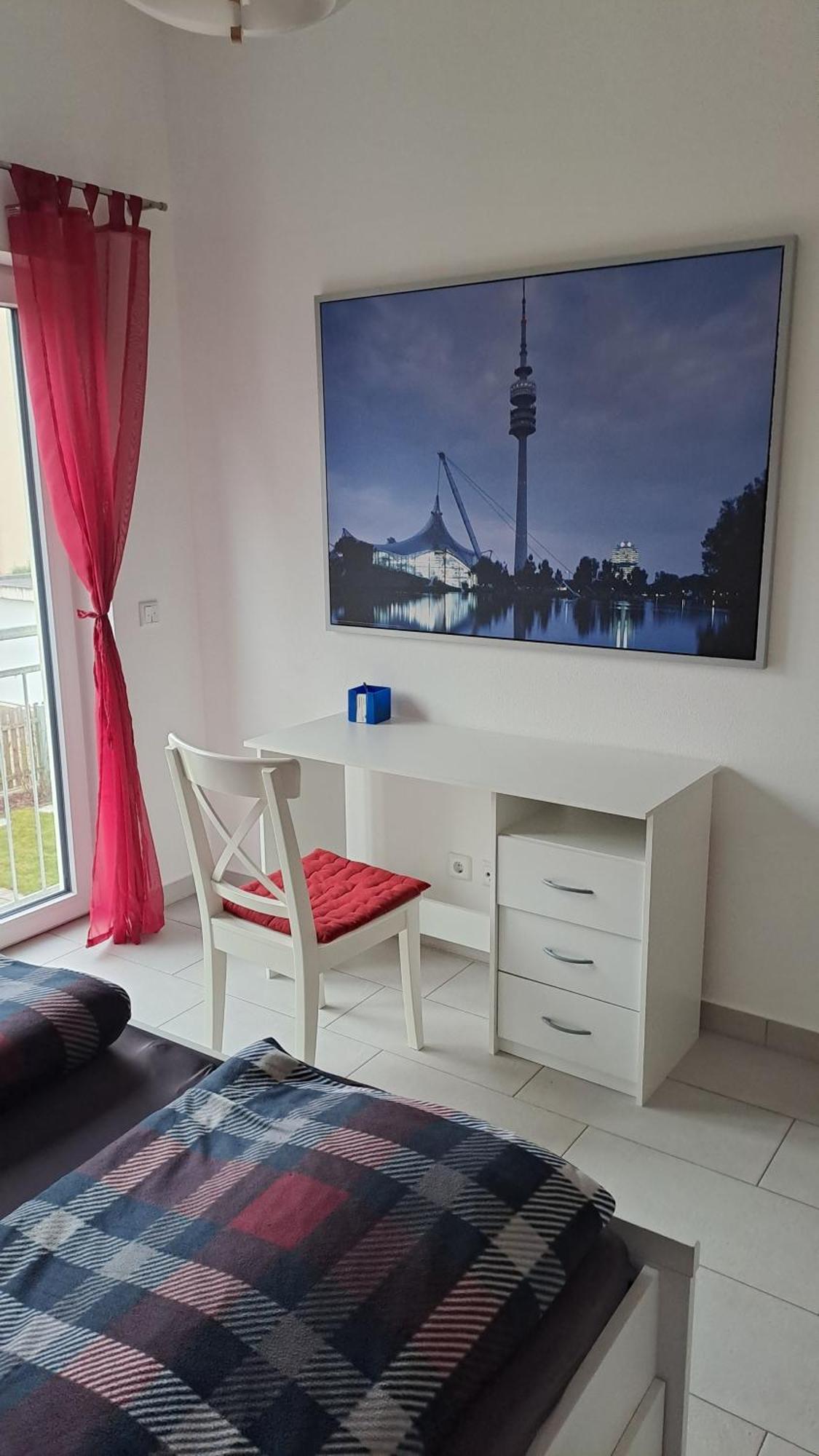 Sehr Schoene Ferienwohnung In Ebersberg Bei Muenchen 外观 照片
